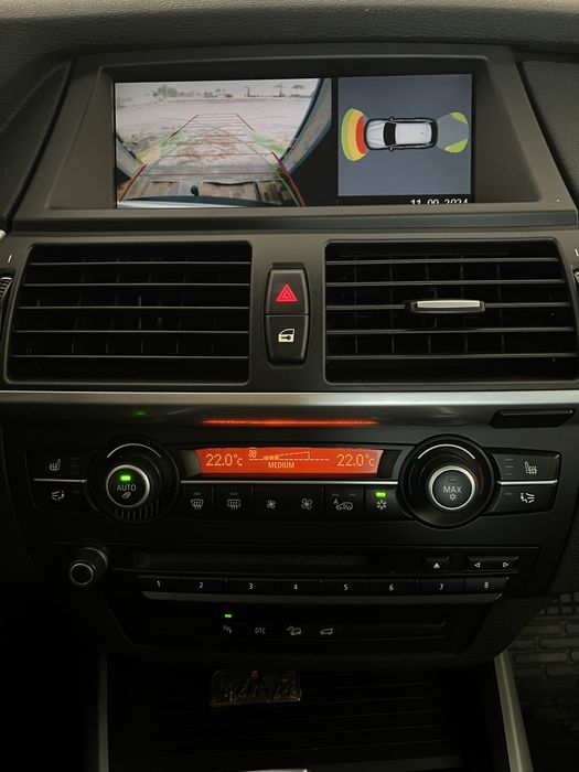 Автомобіль BMW X5