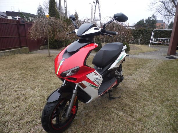 Sprzedam skuter  125cc Junak 806 Rezerwacja