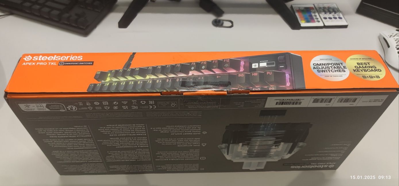 Klaeiatura steelseries APEX PRO TKL

FTF2 F3

F5

F7

6

W

PS

G