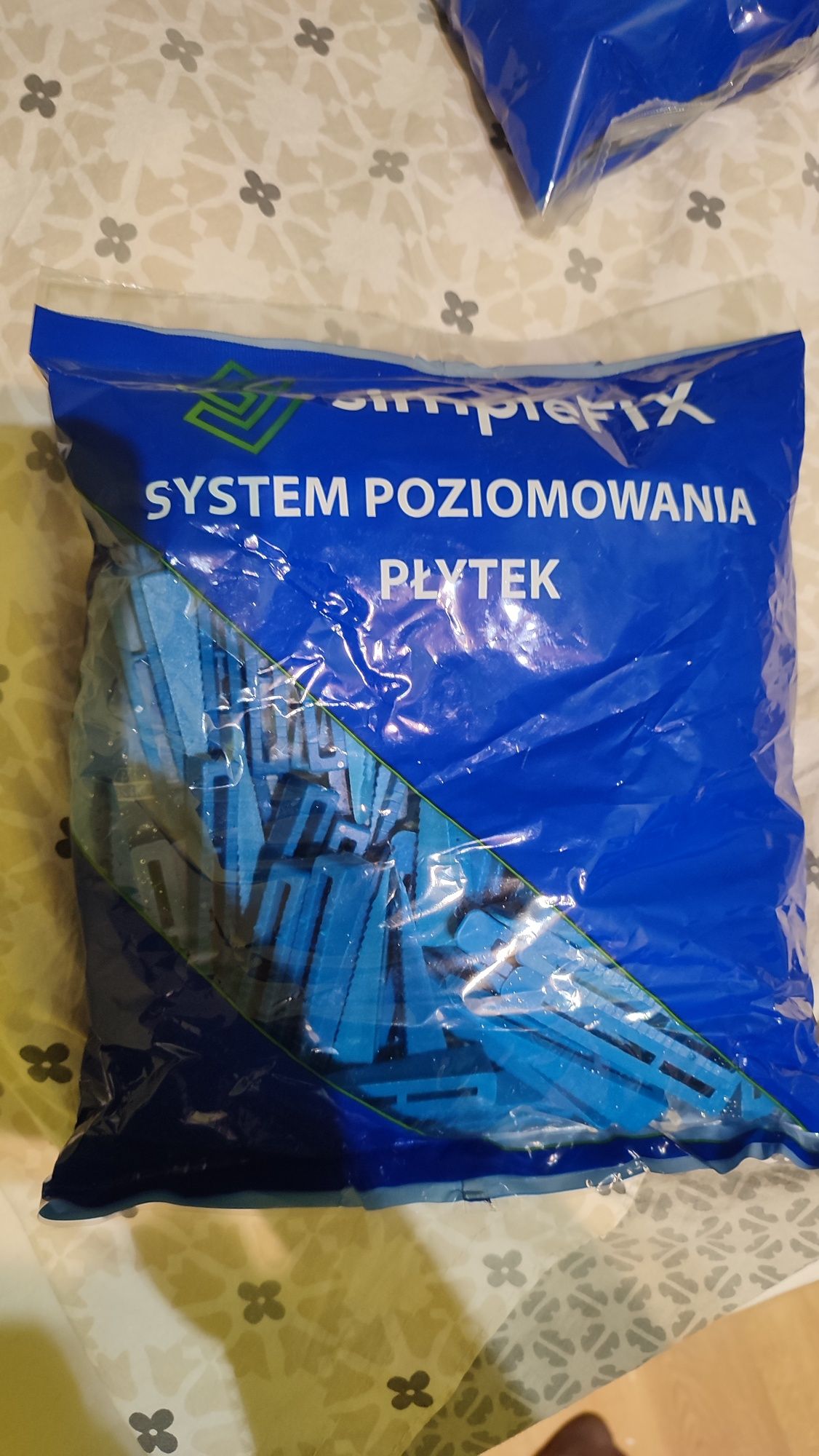 System poziomowania płytek