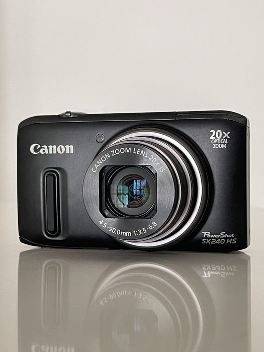 Câmara Canon SX240 HS