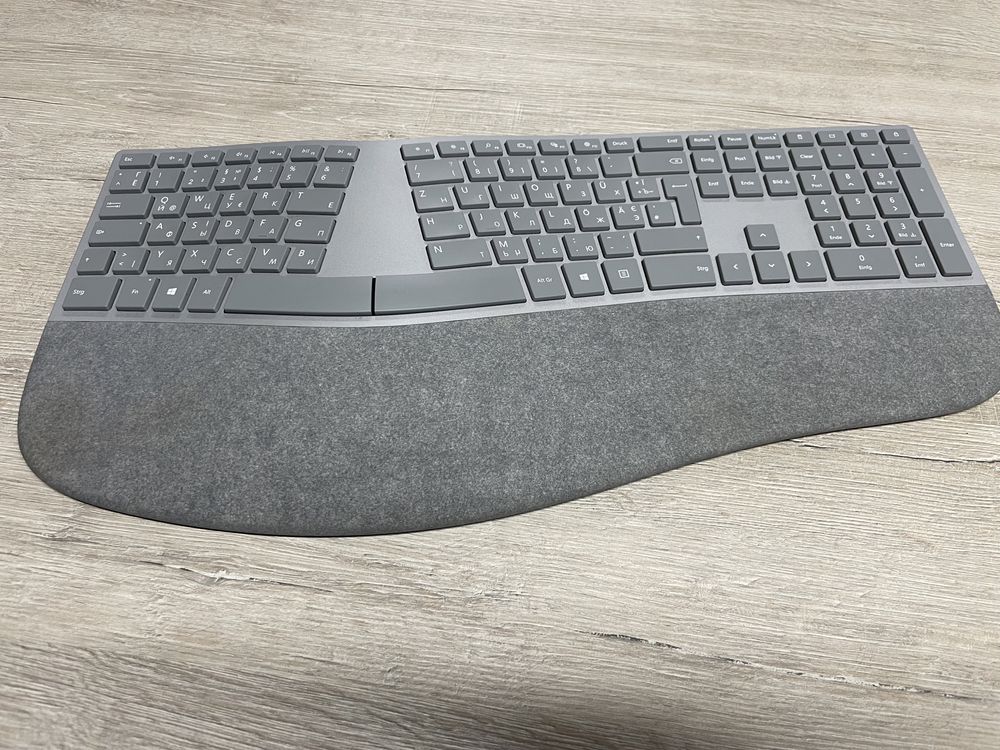 Microsoft Surface Ergonomic Keyboard Bluetooth клавіатура