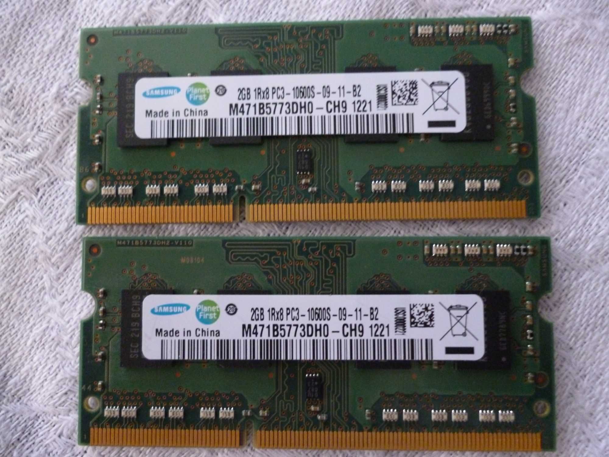 Kości RAM DDR 3 , 4 Gb Samsung .