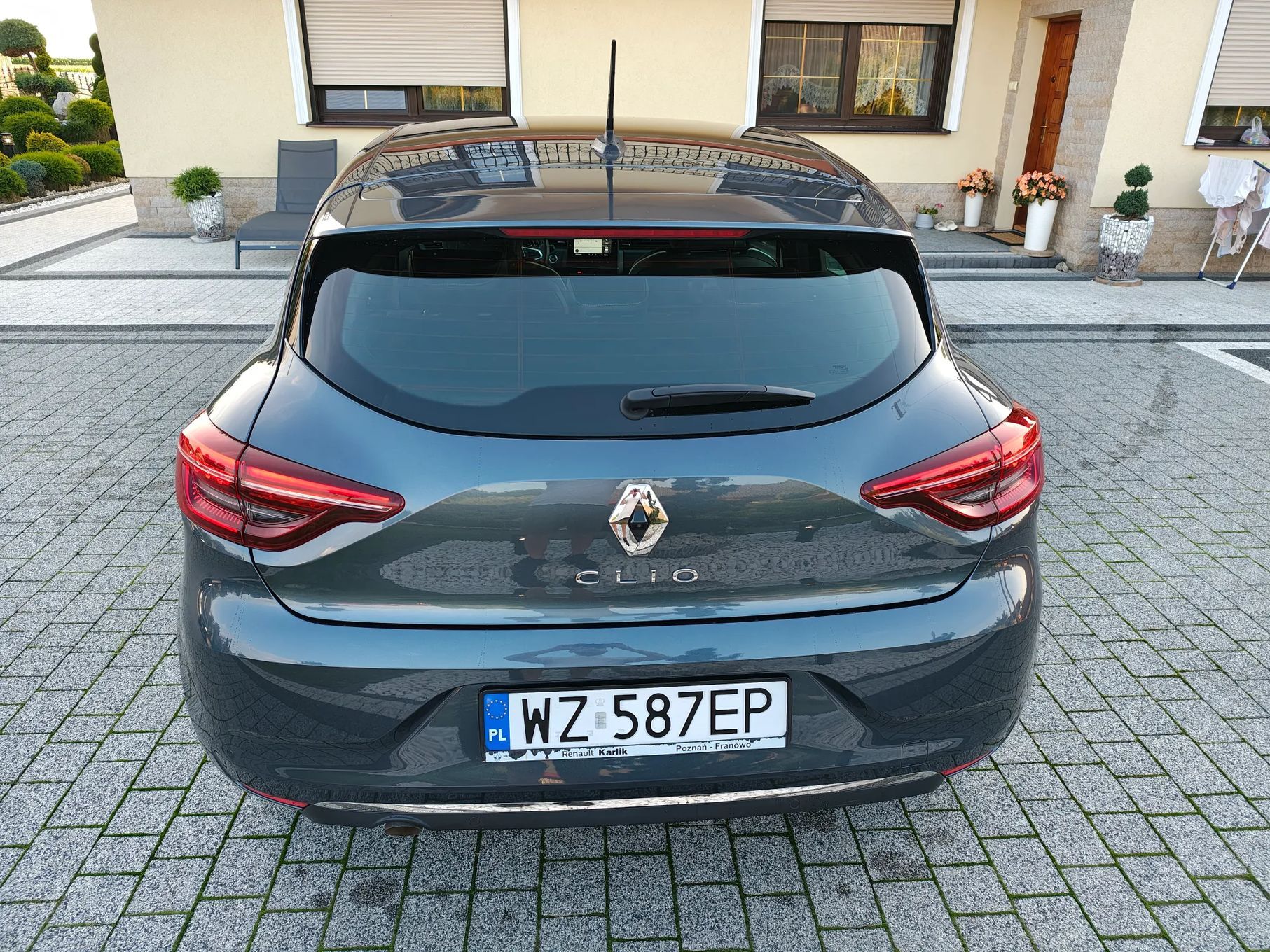 Renault Clio 1.0 TCE 90 Intens, bezwypadkowy, Serwis ASO, faktura VAT 23%