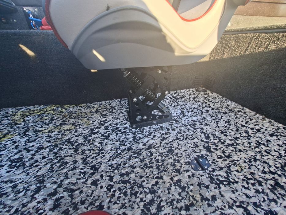 Finval, ums, ГАЙДАМАКА