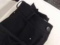 Calças culotte de sarja (largas, pretas e com bolsos)