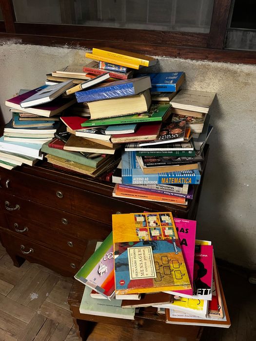 Livros para doar ou vender como novos