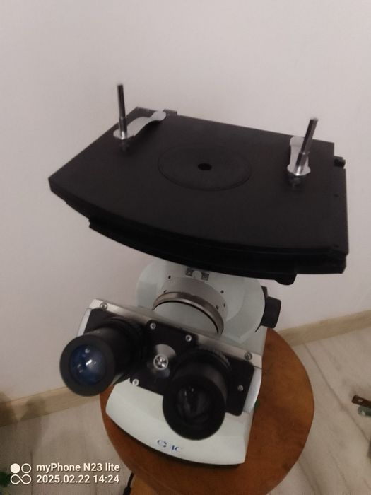 Mikroskop optyczny COIC