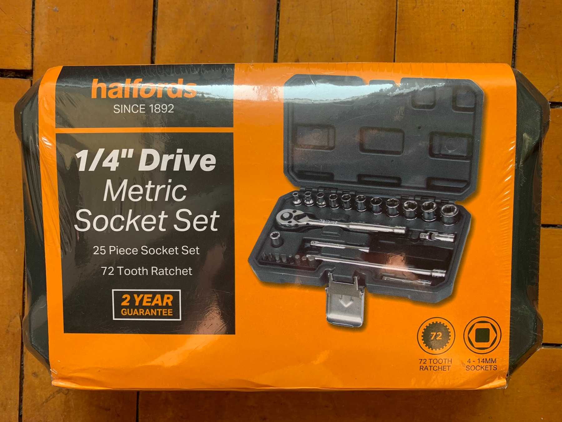 Набор метрических головок Halfords 21 шт. 3/8" дюйма и 1/4" из 25 шт