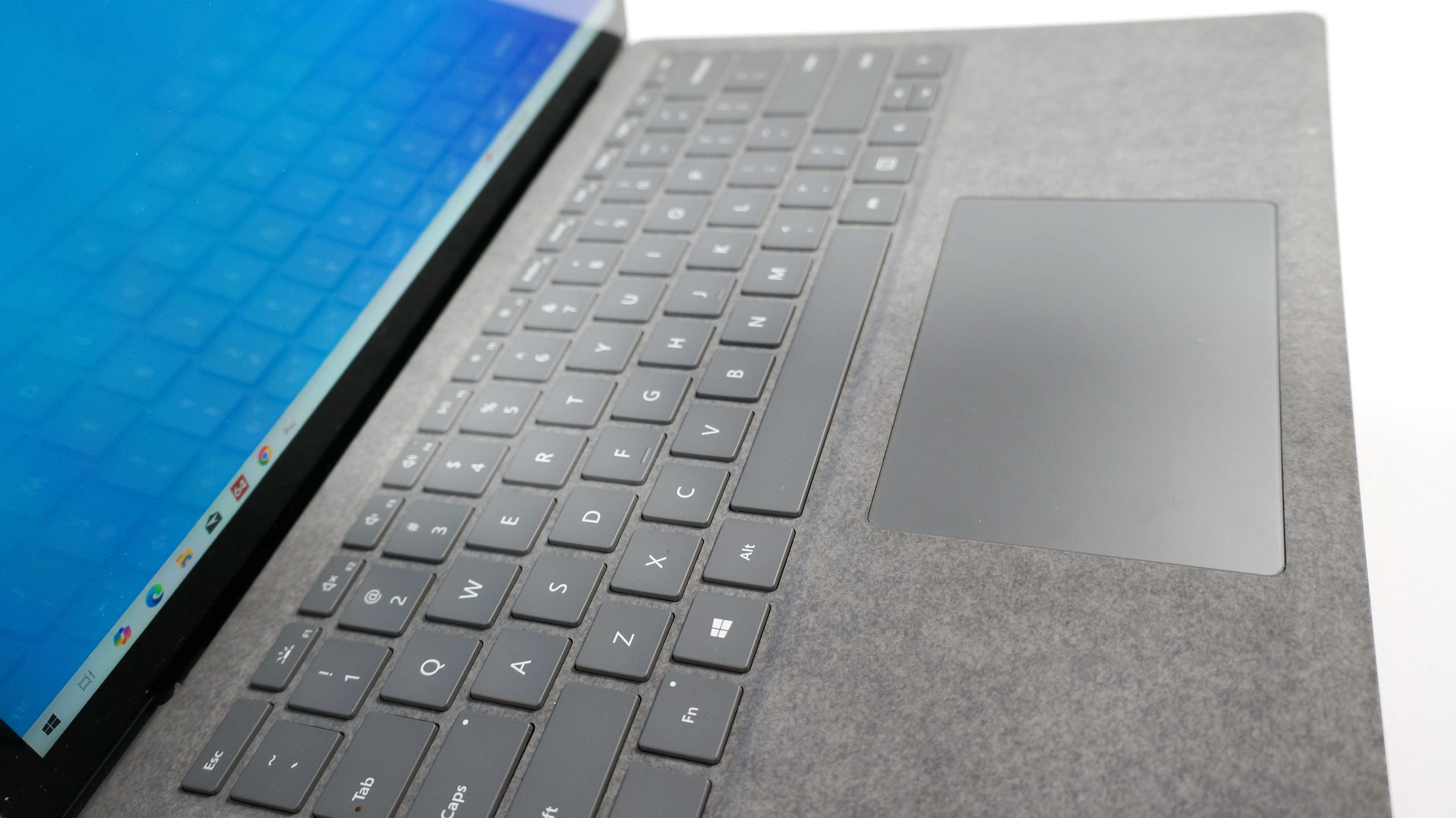 Microsoft Surface 3  1872\I5-1035G7\128GB\ 8GB \SHARP TOUCH IPS 2K