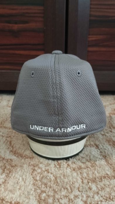 Czapki z daszkiem Under Armour r. S/M dziecięca