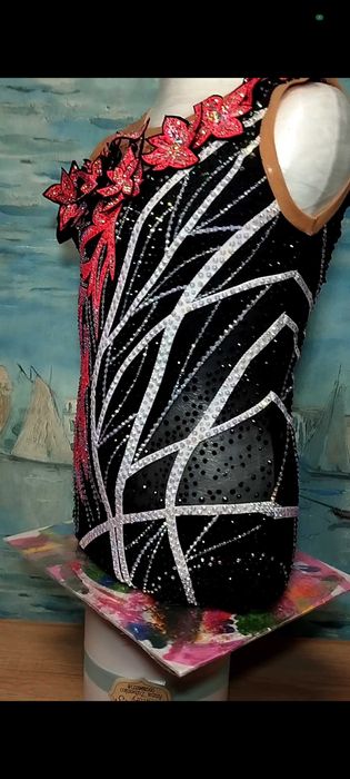 Купальник для художественной гимнастики