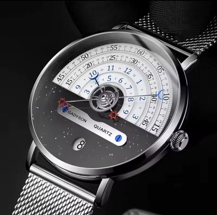 Часы наручные кварцевые