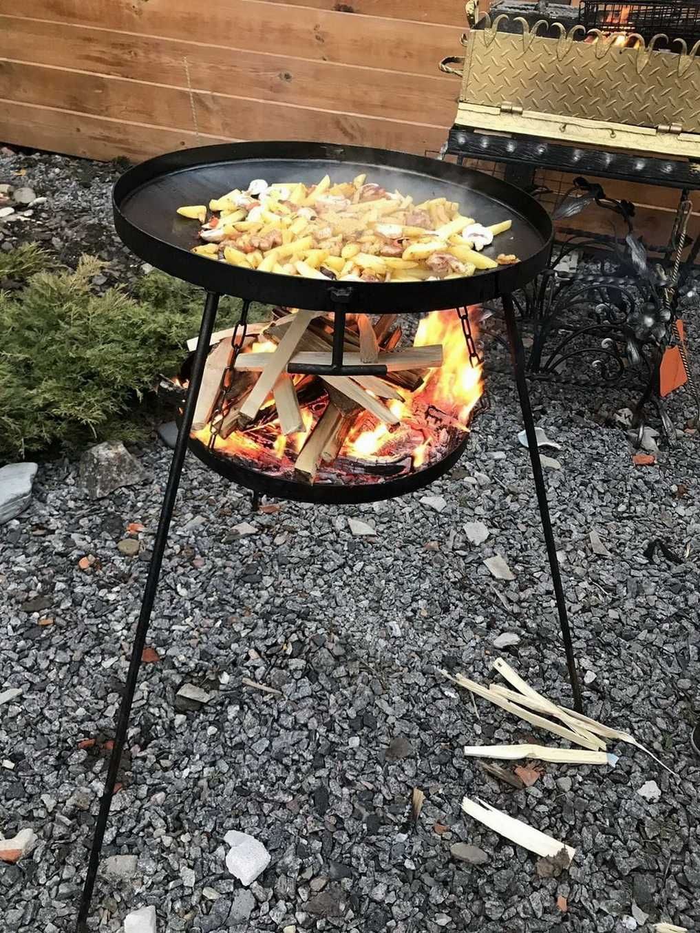 Сковорода из диска бороны 50 см с подвеской для разведения огня садж