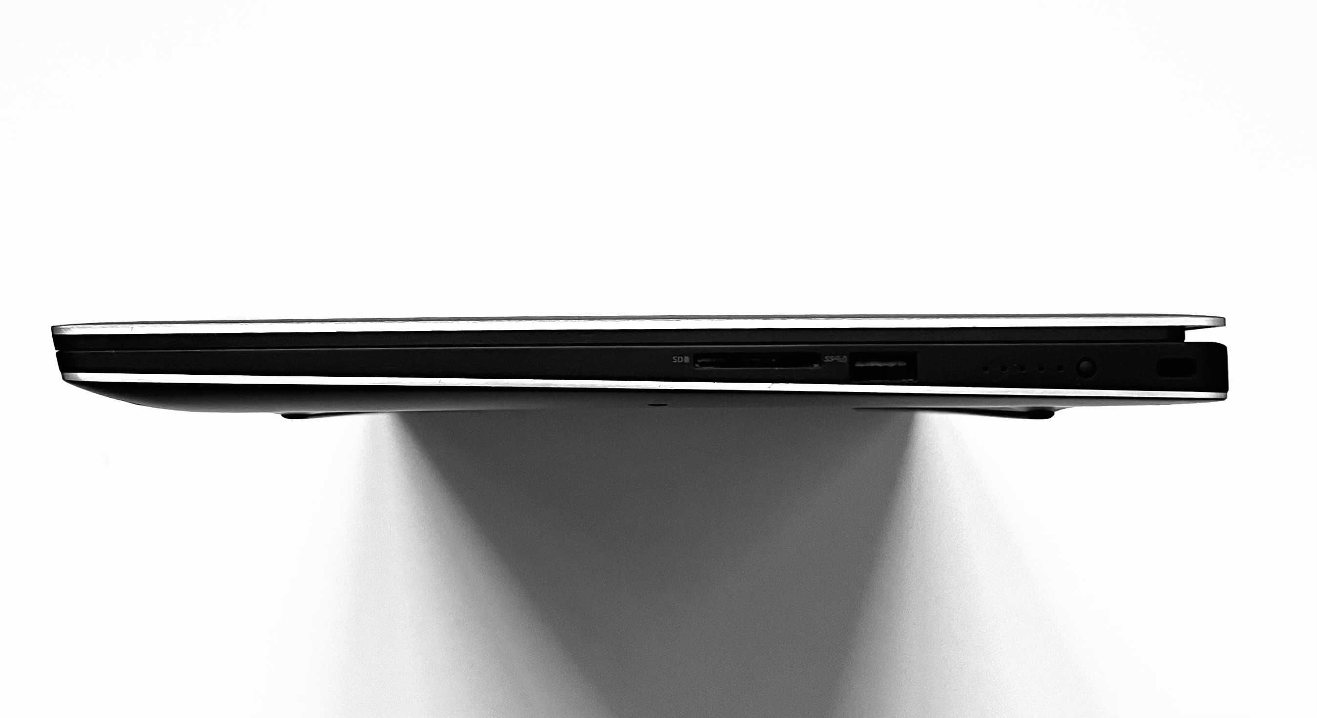 Dell Precision 5520, FHD, ips, E3-1505M, Ram 32Gb, SSD m2 NVMe 512Gb