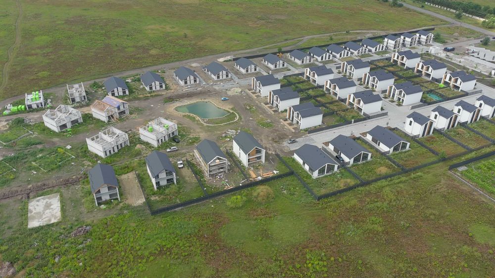 Комерційне приміщення: магазин, відділення пошти, інвестиція.