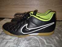 Halówki buty halowe Nike Tiempo rozm. 40