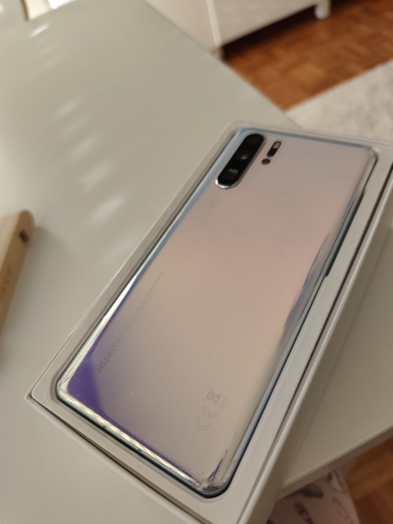 Telemóvel Huawei P30 Pro