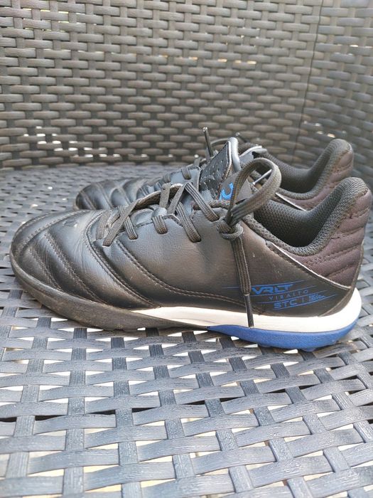 Skórzane buty do gry w piłkę nożną rozmiar 33 Decathlon