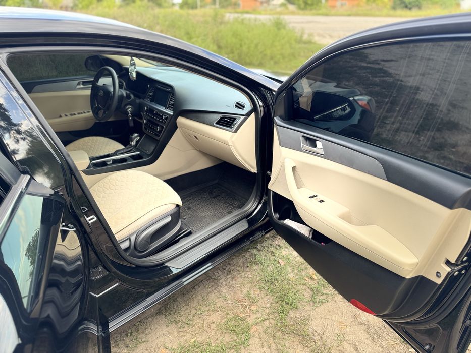 Продам авто Hyundai Sonata.