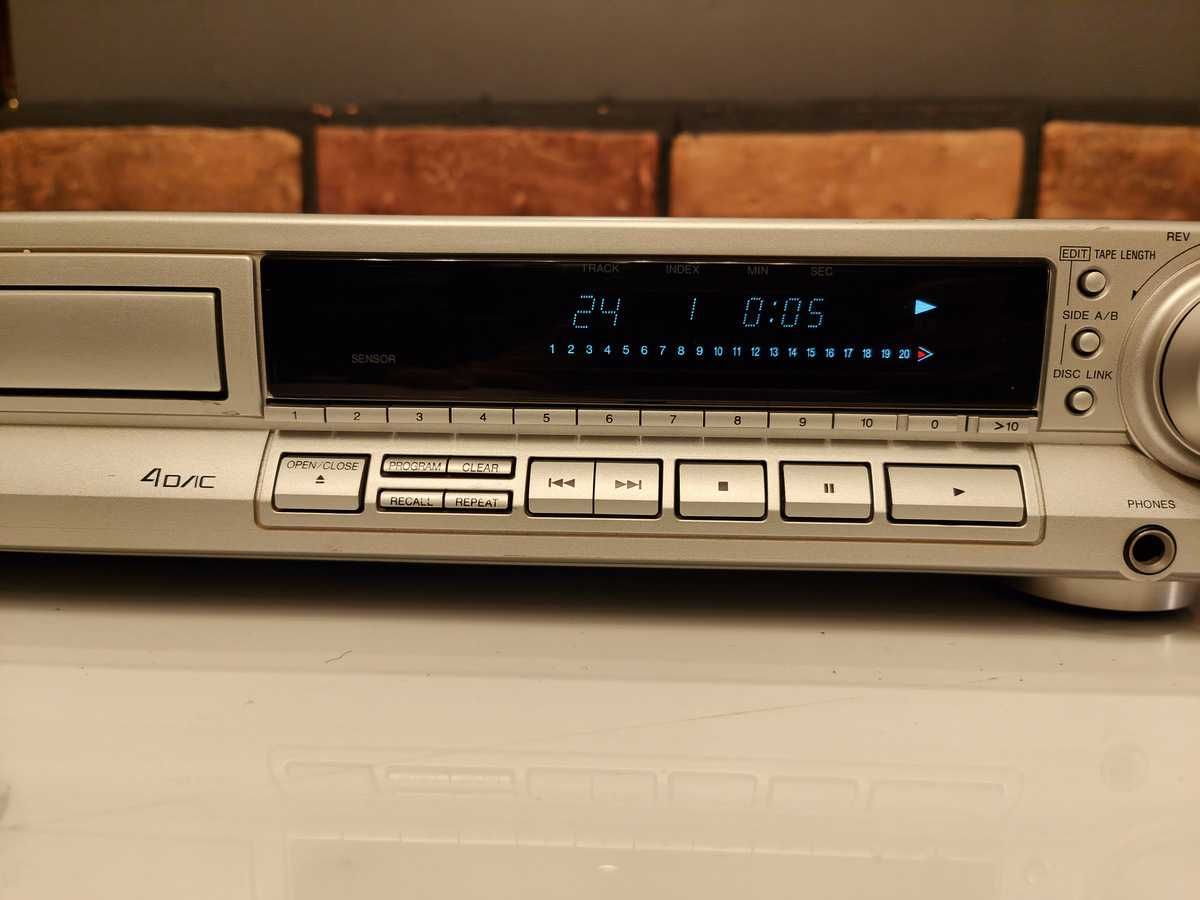 TECHNICS SL PG540A ! Odtwarzacz CD ! Srebrny