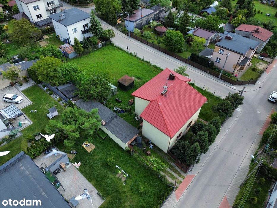 Dom z dużą działką do remontu