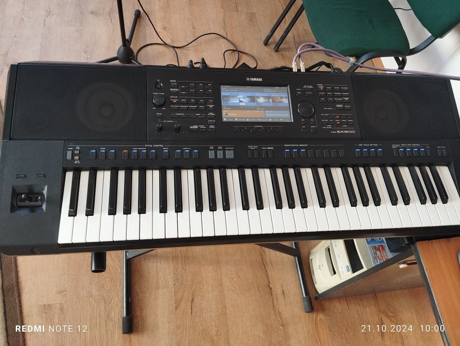 Синтезатор Yamaha sx900