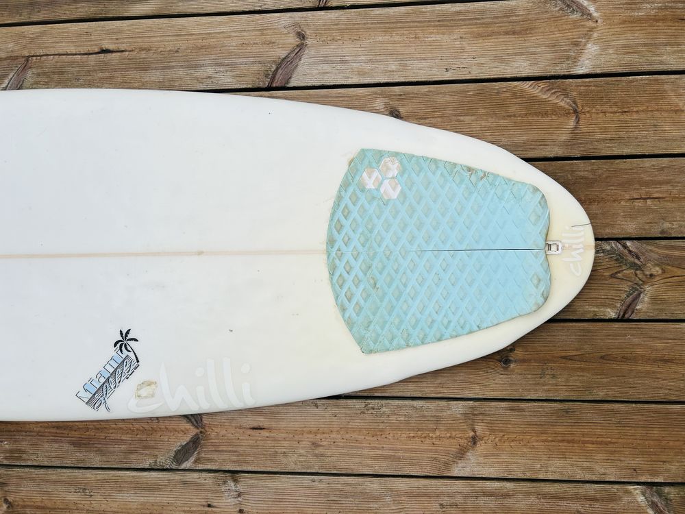 Prancha surf CHILLI - MIAMI SPICE - 5’8 - 32.7L