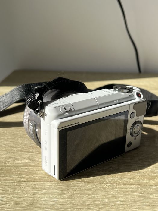 Câmara Sony alpha Nex-3N