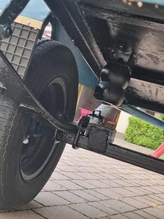 Oś belka przyczepka samochodowa