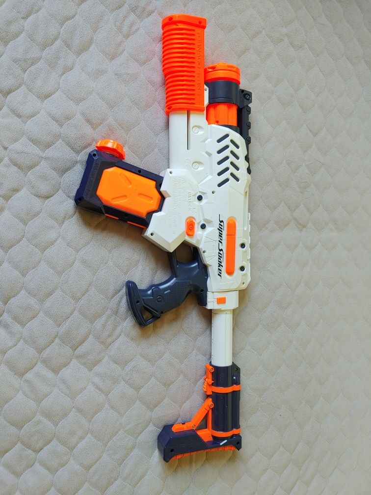 Nerf Super Soaker Tornado Strike
