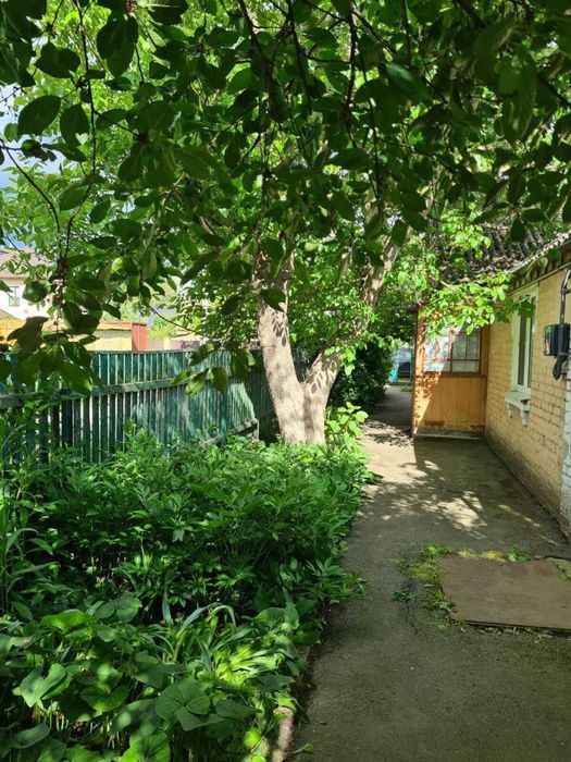 Здається частина будинку на Замості! Гарна ціна!