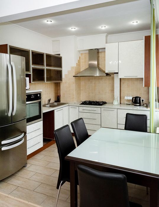 4-кімнатна кв., 96-й квартал, 17 тис.грн., автономка, власник