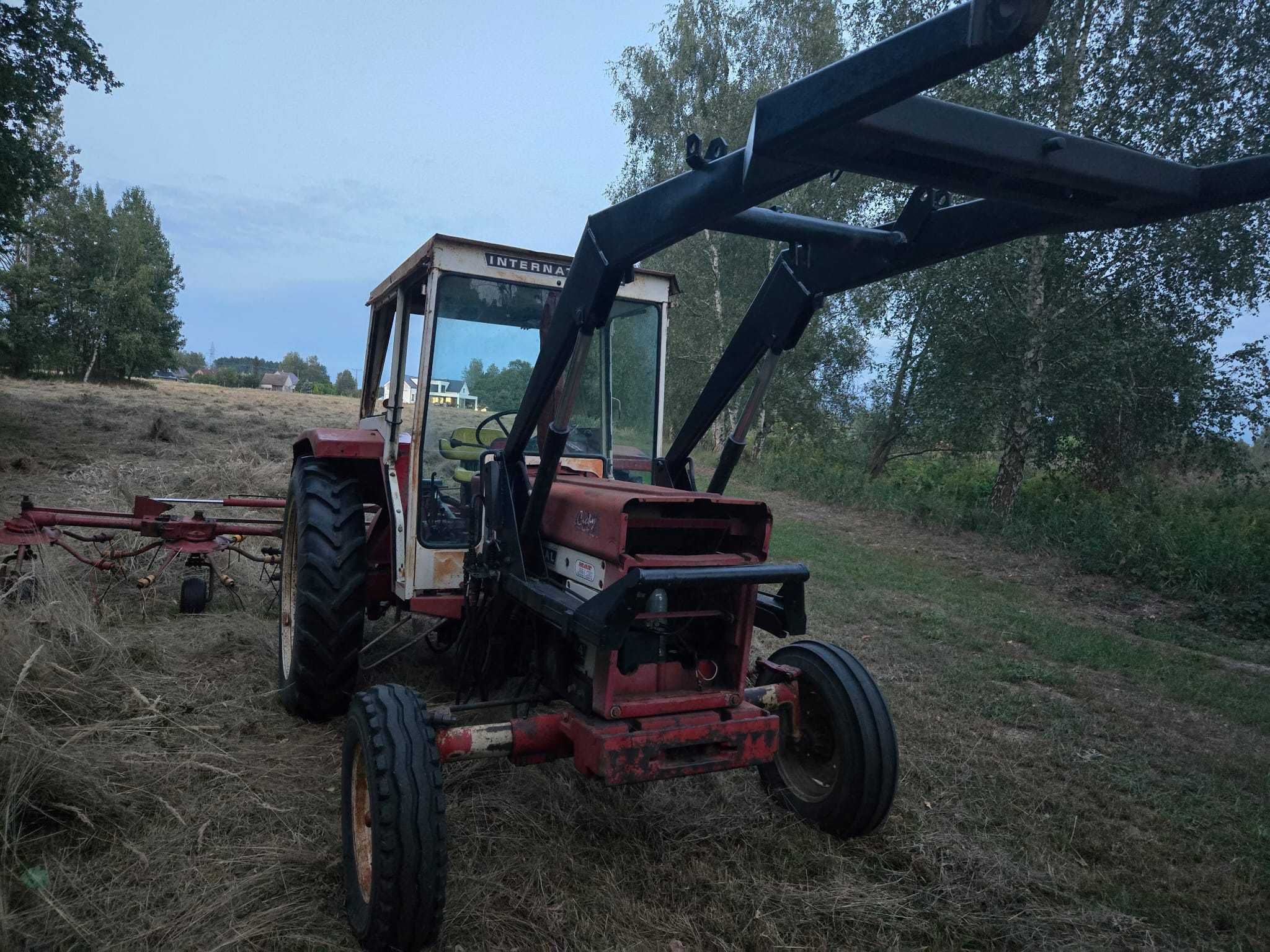 Ciągnik rolniczy IHC z turem