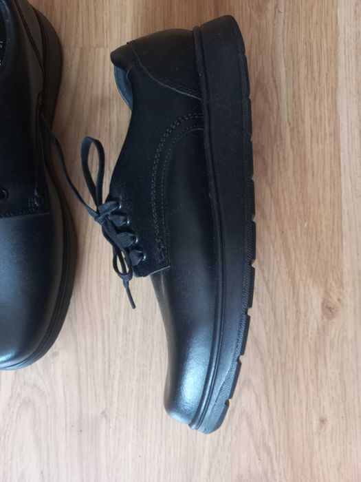 Мужские новые кожаные туфли M & S 41 p.