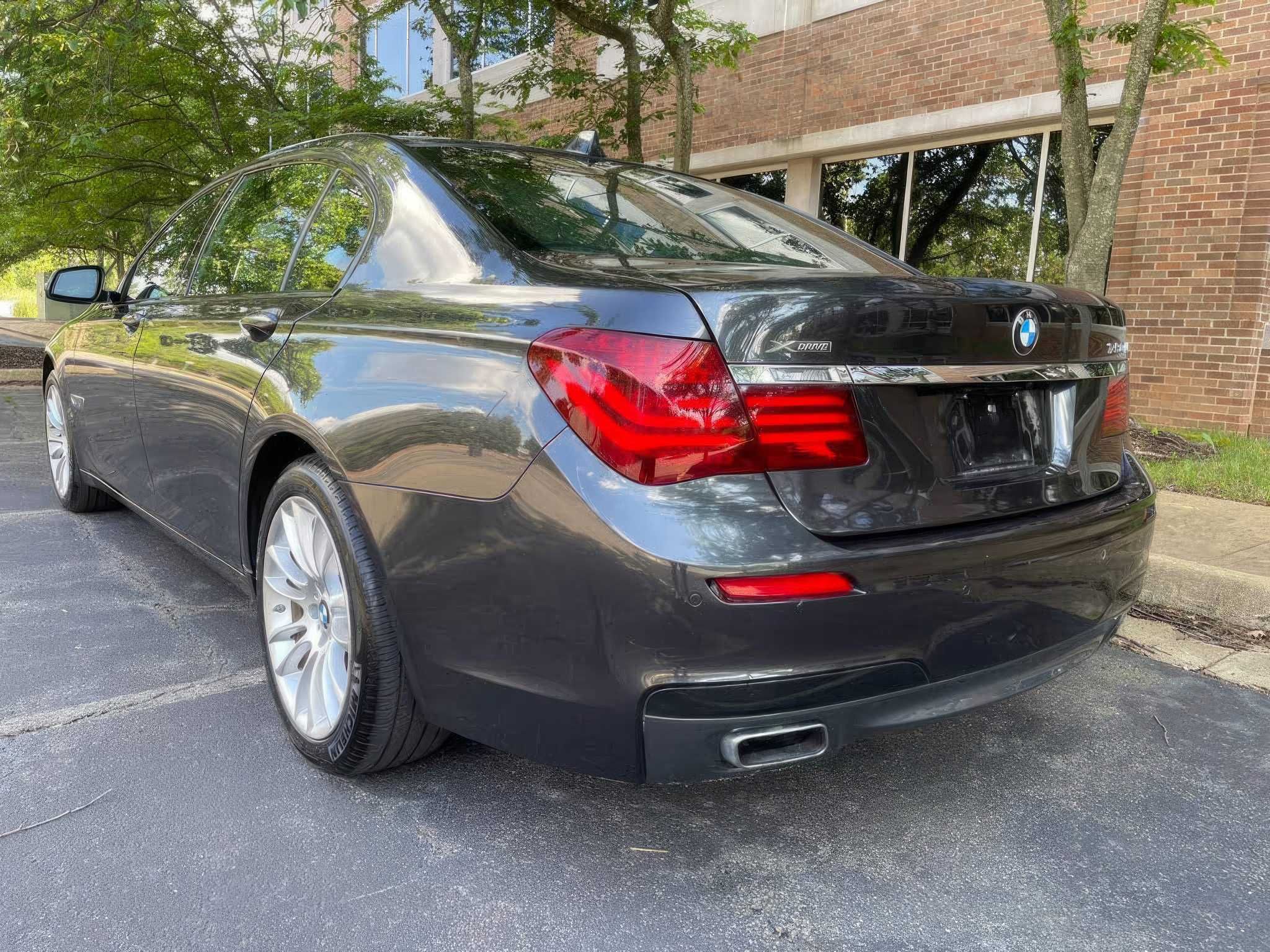 2014 BMW 7 Series 750Li xDrive AWD