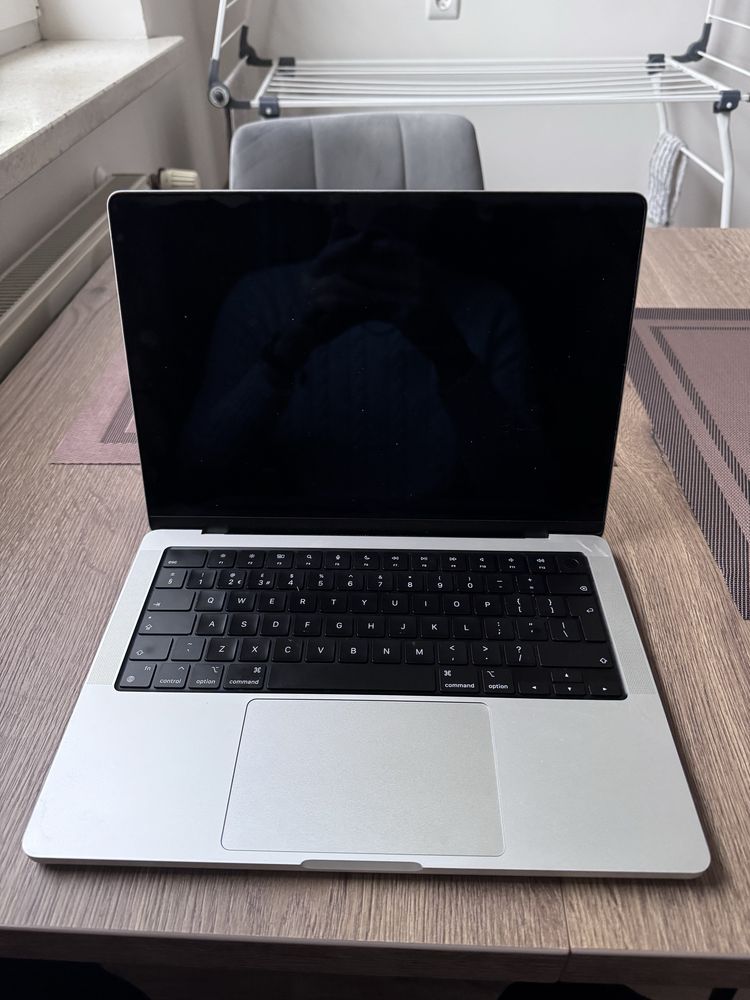 Apple MacBook M1 Pro 14’ 2021, 16GB RAM, 512GB SSD Okazja!