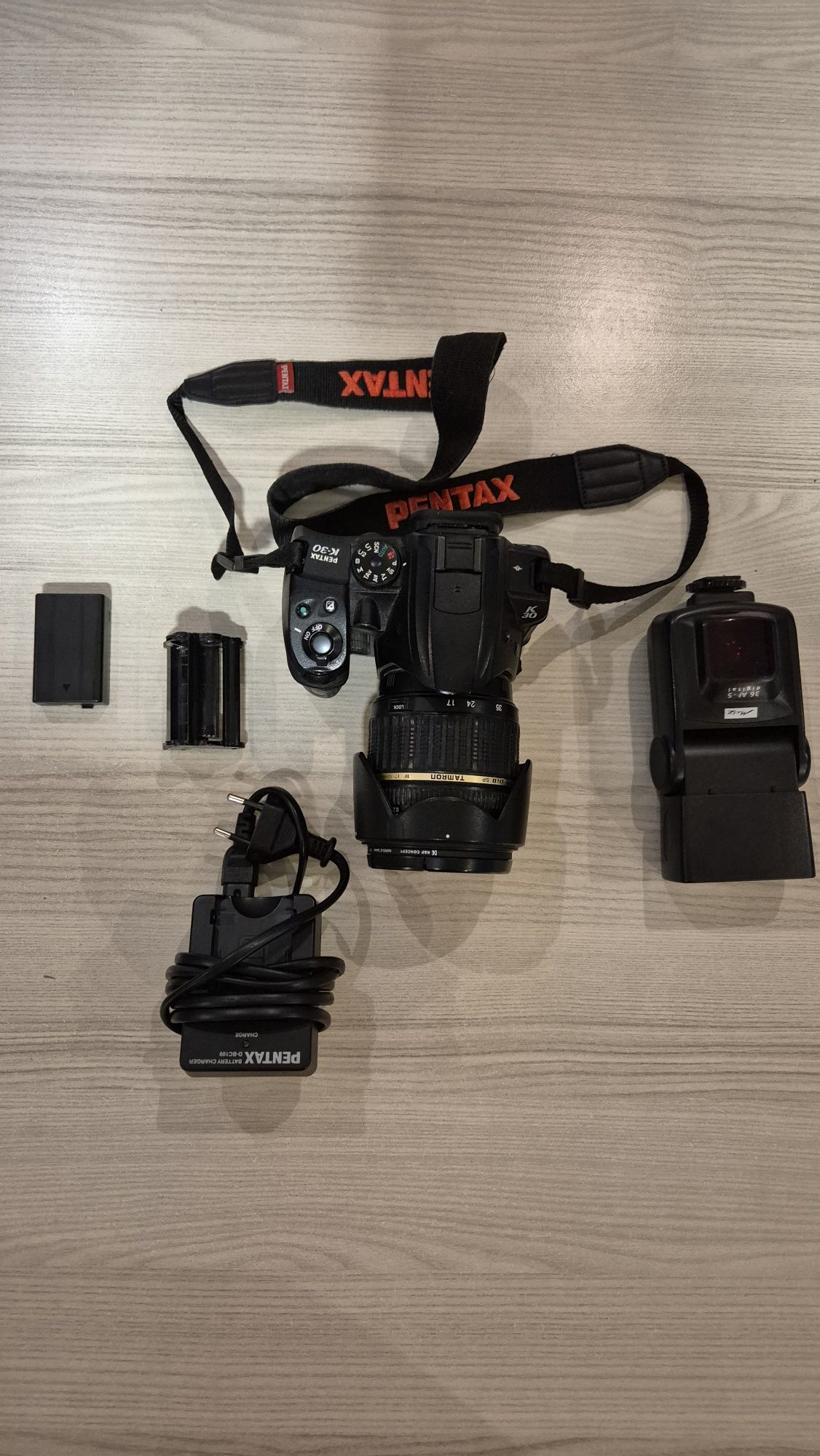 Pentax K-30 Tamron 17-50 f2.8