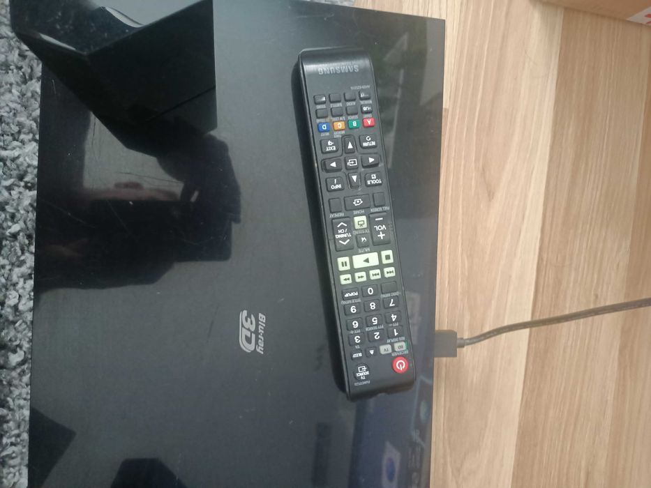 Sprzedam zestaw kina domowego Samsung HT-F5500