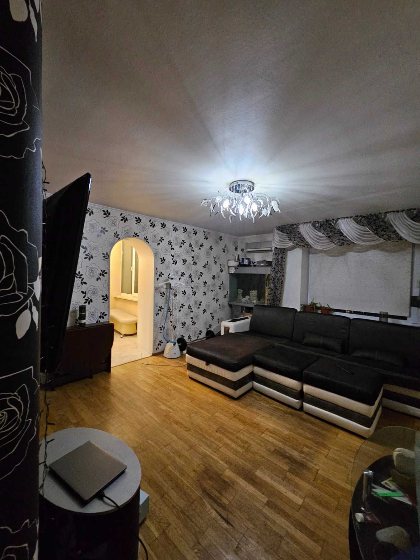 Київ, Центр! вул. Антоновича 122, 5к. 120 кв.м.
