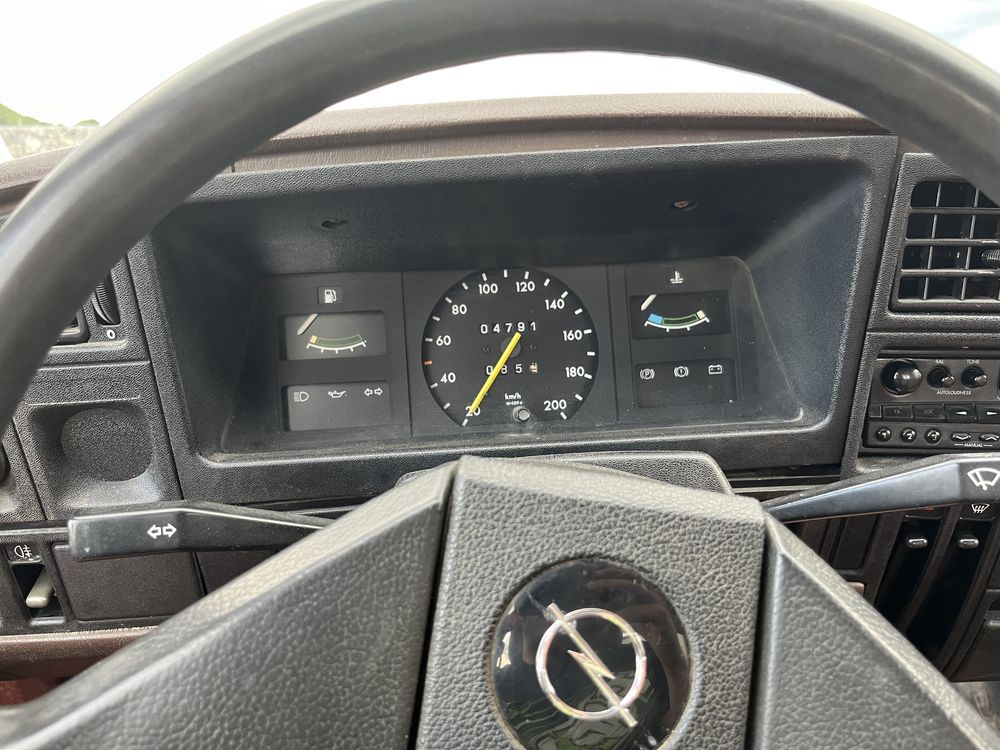 Opel Ascona  1.6