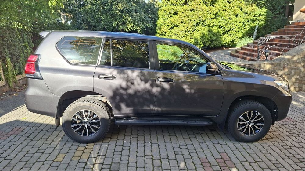 Продам Toyota Land Cruiser Prado, 2019