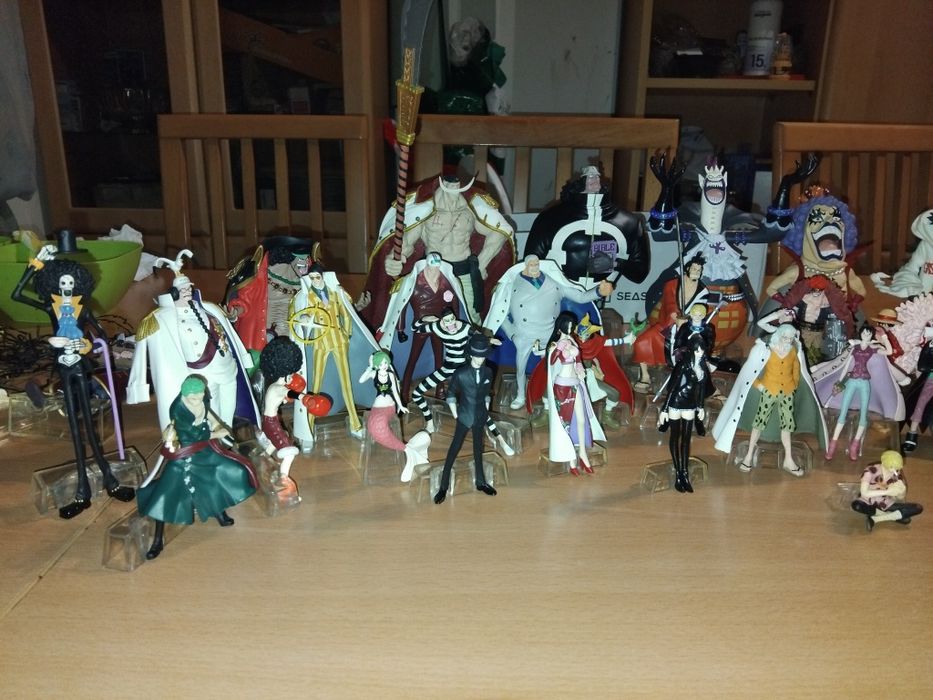 Coleção de bonecos  one piece completa