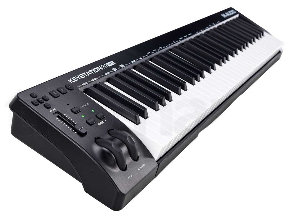 Teclado Midi M  audio 61 MK3