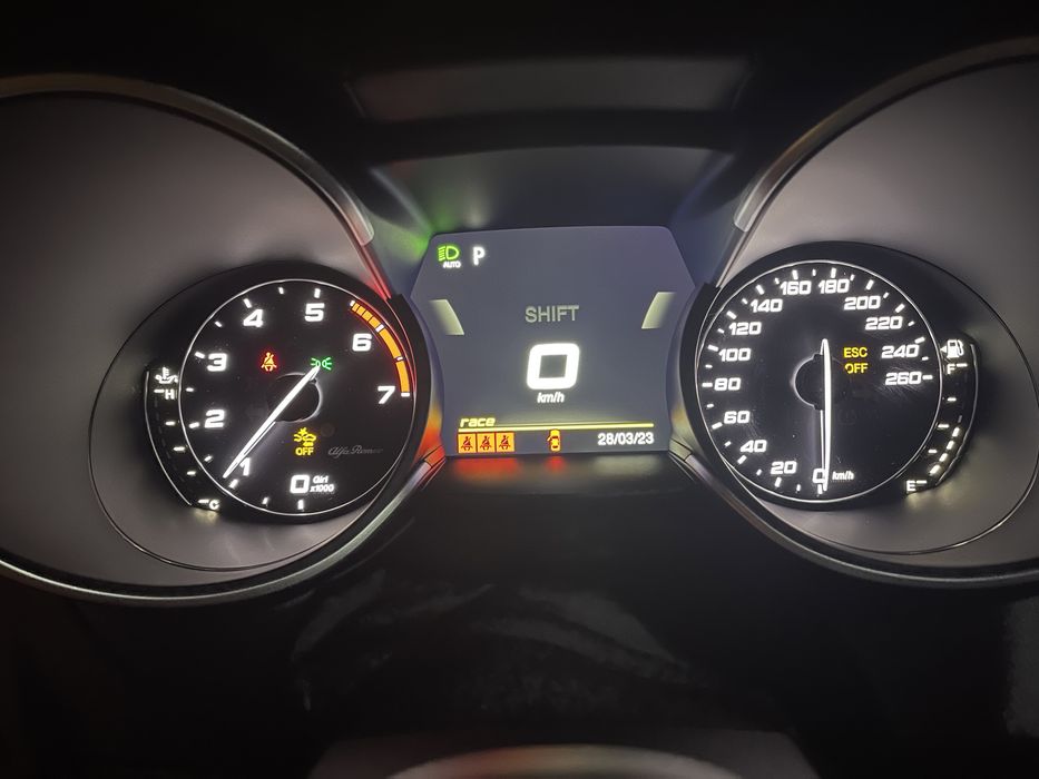 Alfa Romeo Giulia Stelvio, konwersja modyfikacje, dodawanie radarów