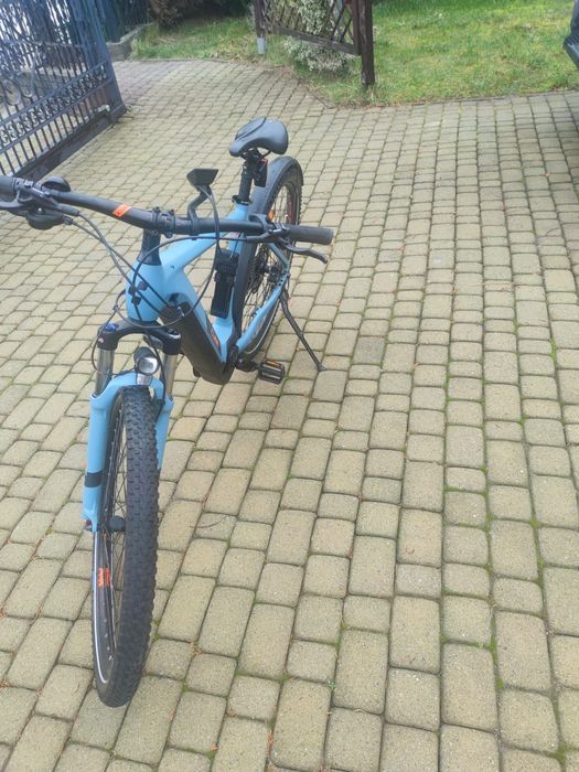 Rower elektryczny cube