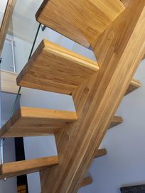 masywne stopnie schodowe, wangi nowoczesne samonośne schody 315x56