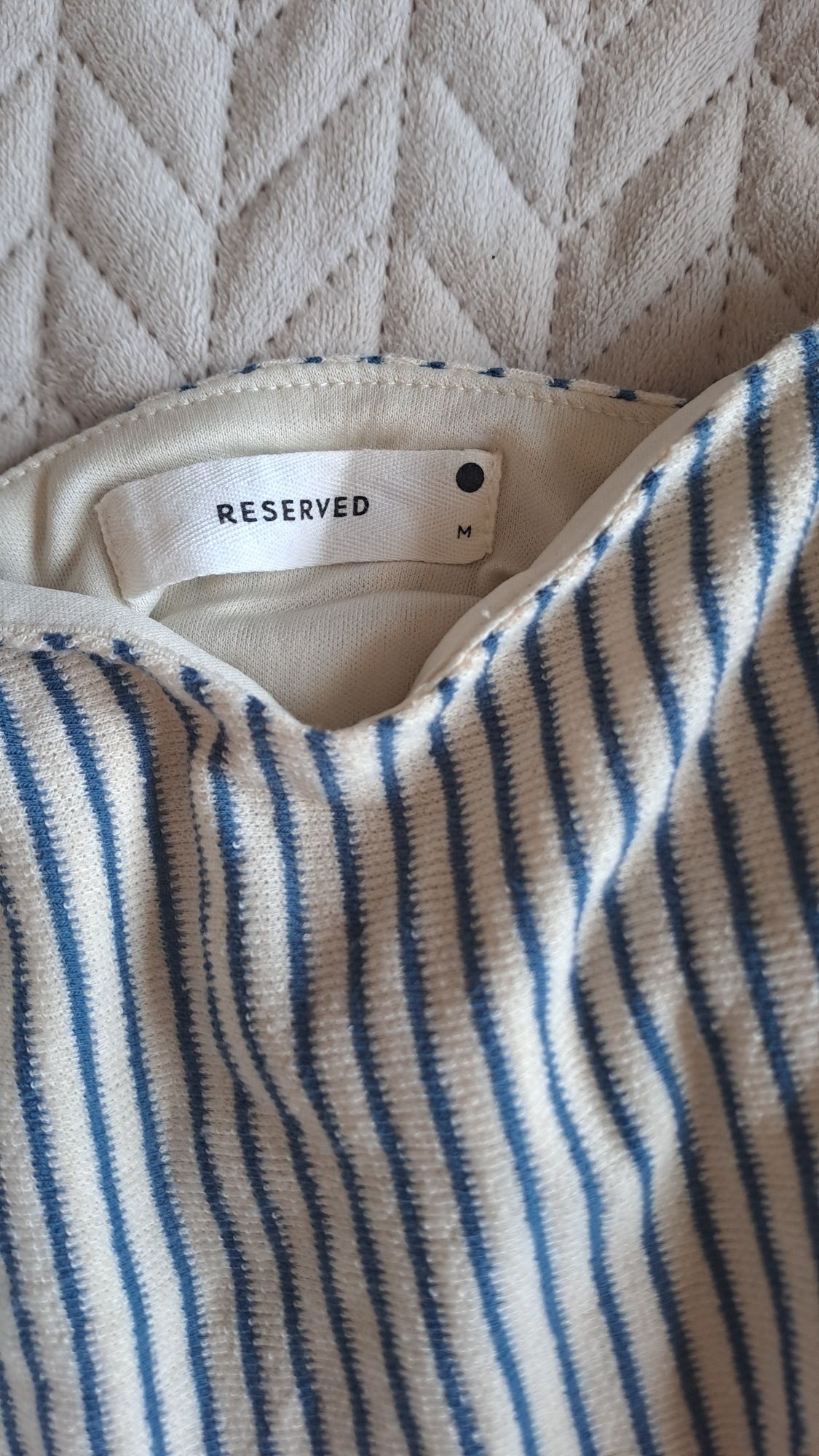Bluzka crop top falbana Reserved dekolt serce paski