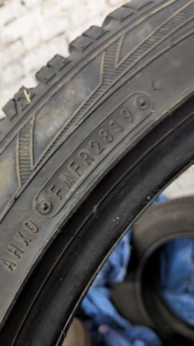 зимові шини Falken
215/45/r18 2019 рік 6мм