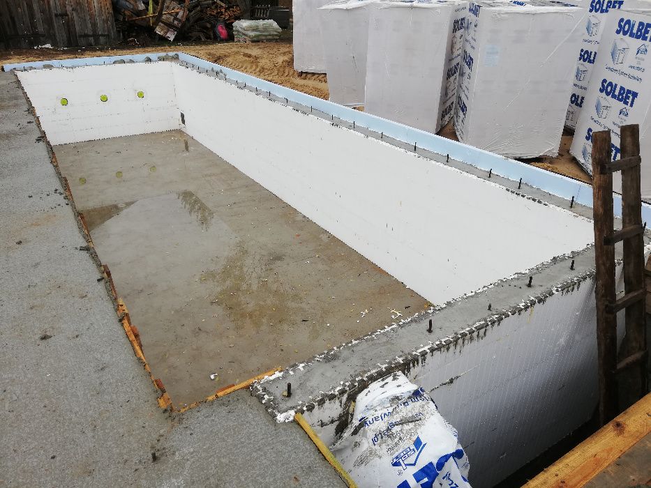 bloczek styropianowy basen z bloczków bloczki basenowe folia basenowa